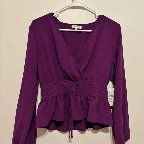 Purple/Magenta Long Sleeve V-Neck Peplum Waist Top w Bubble Sleeves Ruched Waist - Picture 4 of 4